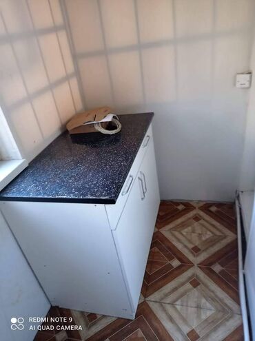 Uzunmüddətli kirayə mənzillər: EKSKLUZİV TEKLİF. ! Azadlıq metrosunun yanı, 5/3 mərtəbəsi 1-in 2-yə — 4