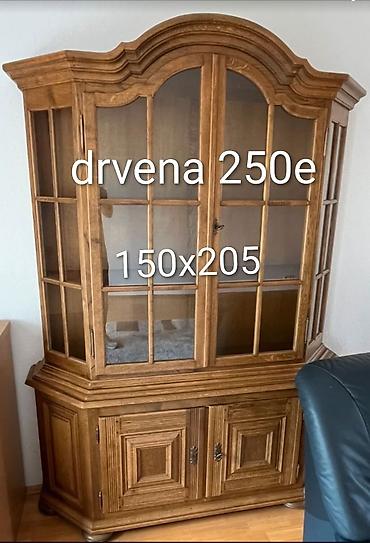 Stilske vitrine: Masivne drvene vitrine – dva modela Model 1 - Materijal: puno drvo sa — 3