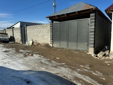 уй сатылат этаждан: Дом, 180 м², 6 комнат, Собственник, Евроремонт