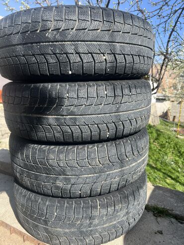 шины 16: Шины 205 / 65 / R 16, Зима, Б/у, Комплект, Легковые, Германия, Michelin