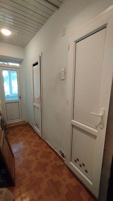 Uzunmüddətli kirayə mənzillər: 47-ci məhəllə, 9/2 3 otaqlı Kiev layihəsi (2 otağı verilir). Mənzil — 13