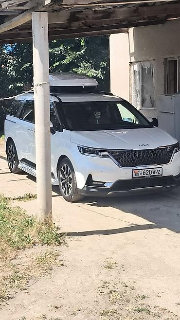 коокор фото: Минивэн, Баруучу жер: Чолпон-Ата, Орундардын саны: 7, Лицензия №: 0701376408 — 3