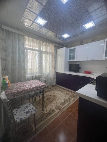 Köhnə tikili: Bakı, 4 otaqlı, Köhnə tikili, m. Həzi Aslanov, 100 kv. m — 15