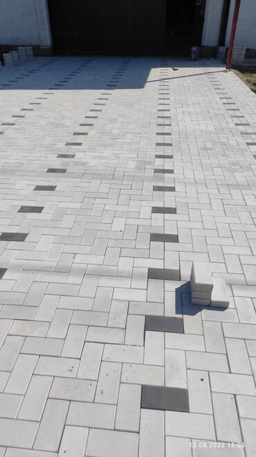Брусчатка кирпич: Продаю все виды брусчатка вибро прессованные бордюр — 22