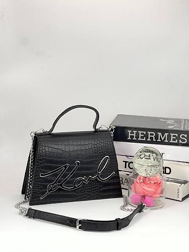 Torbe: Torba sa potpisom “Karl” – elegantna crossbody/ručna torbica — 6