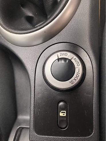 Ostali delovi enterijera: Nissan — 5
