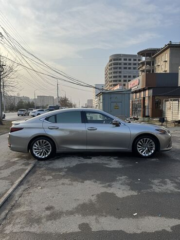 Lexus: Lexus ES: 2019 г., 2.5 л, Вариатор, Гибрид, Седан — 3