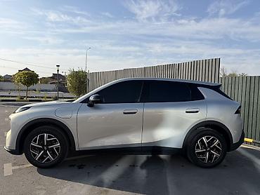 машина электронный: Changan Qiyuan Q05: 2026 г., Автомат, Электромобиль, Кроссовер — 4