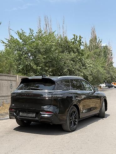 Voyah: Voyah Бесплатно: 2024 г., 1.5 л, Автомат, Электромобиль, Кроссовер — 3