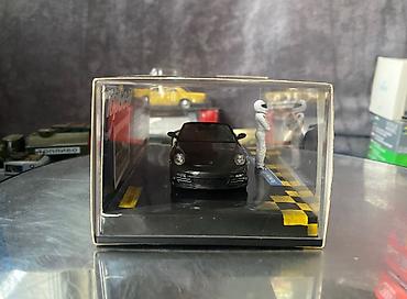 model 1: Porsche, 2009 il, 1:43, Dəmir, Ödənişli çatdırılma — 2