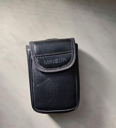 futlyar: Minolta F35 Big Finder 35mm plyonka fotoaparatı - Kompakt korpus, iri — 2