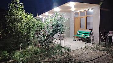 yevlaxda satilan evler: Bağ evi satılır, Məhəmmədidə yerəşir,1 otaq, 1 Mətbəx, sanitar qovşağı — 7