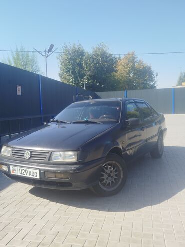 купить багажник на крышу авто в бишкеке: Volkswagen Passat: 1995 г., 1.8 л, Механика, Бензин, Седан