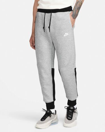 мужское пальто черное: Штаны tech fleece черный и серо черный два за 2000 сом заказал