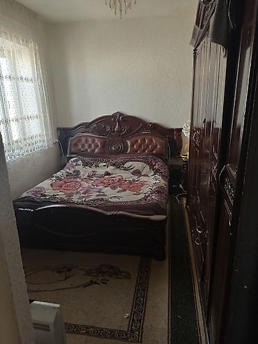 Продажа барачных домов: Продаётся дом барачного типа. гостиная, две спальни, кухня, коридор — 4