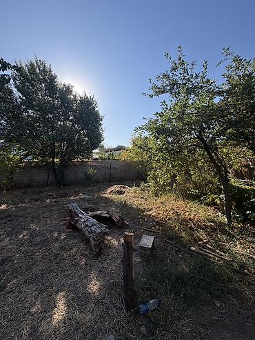 двухэтажный дом в бишкеке: 📍 В Сокулуке (верхняя зона) продается двухуровневый дом на участке 11 — 5