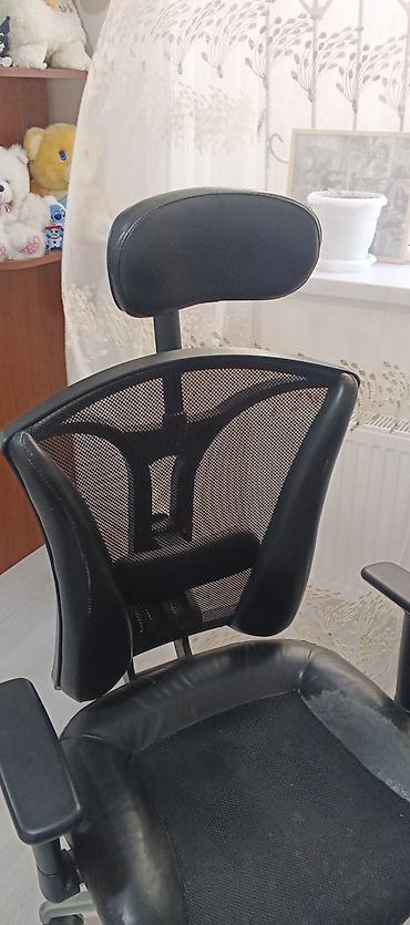 təzə mebellər: Erqonomik ofis kreslosu - Baş dəstəyi: hündürlüyü və bucağı — 3