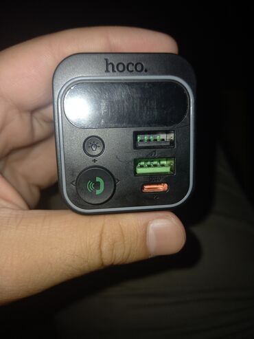 Avtomobil üçün siqnalizasiya: Hoco E85 avtomobil simsiz FM transmitteri 38W yüksək gücə malikdir. Bu