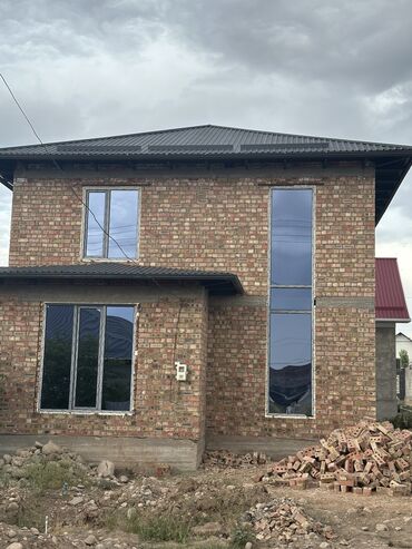 дом в селе садовое: Дом, 160 м², 6 комнат, Собственник