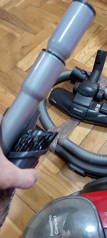 Klasični usisivači: Usisivač PHILIPS bez kese kompletan . dobar .
Mirjevo na lalafo.rs — 6 Klasični usisivači: Usisivač PHILIPS bez kese kompletan . dobar .
Mirjevo — 6