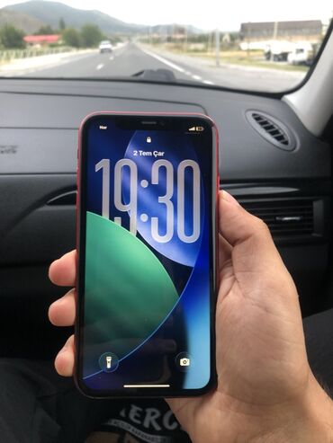 Apple iPhone: IPhone 11, Qırmızı — 2