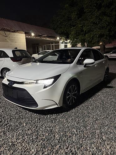 купить бобкат бу: Toyota Levin: 2023 г., 1.8 л, Вариатор, Гибрид, Седан — 1