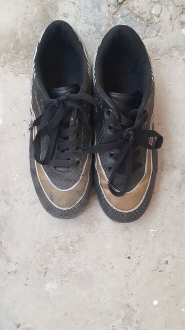 Butslar Nike, Ölçü: 36, İşlənmiş