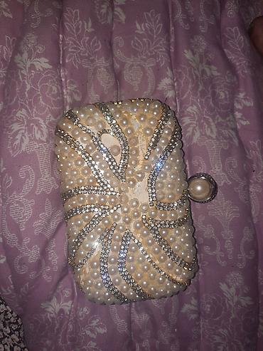 Çantalar: Bəzəkli gecə çantası (clutch) - Rəng: qızılı-bej əsas üzərində inci — 1