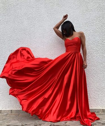 bordo plisana haljina: M (EU 38), color - Red, Cocktail, Without sleeves