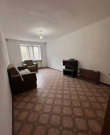 Продажа квартир: 2 комнаты, 42 м², Аламедин-1 мкр Индивидуалка, 1 этаж, Косметический ремонт — 1