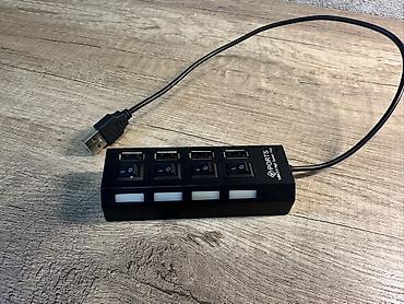 Masaüstü kompüterlər və komponentlər: USB 2.0 4-portlu Hub – fərdi açarlı Xüsusiyyətlər: - 4 ədəd USB-A — 2