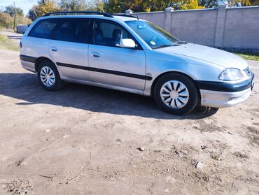 Toyota: Toyota Avensis: 2001 г., 2 л, Механика, Дизель, Универсал