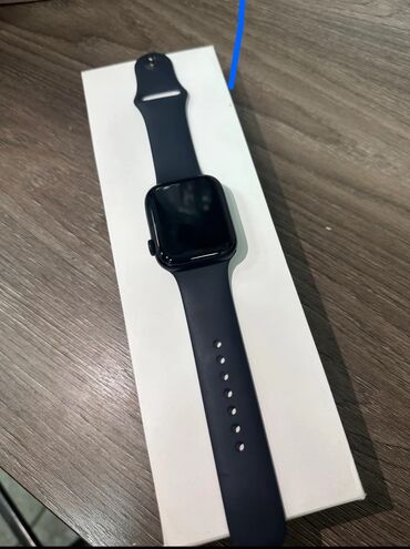 Apple Watch: Apple Watch 9 45mm