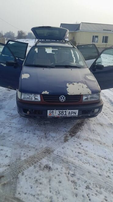 Volkswagen: Volkswagen ID.4: 1995 г., 1.8 л, Механика, Бензин, Универсал