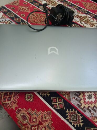 noutbuk satisi: Intel Core i9, 44 GB, 12.9 "