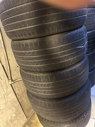 Şin və təkərlər: 225/55 R16 ölçülü avtomobil şinləri. Yan divarında görünən — 3