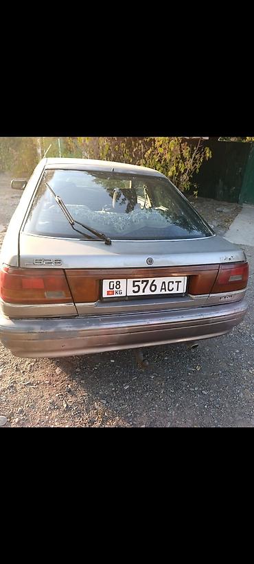 Mazda: Mazda 626: 1989 г., 2 л, Механика, Бензин, Хэтчбэк — 4