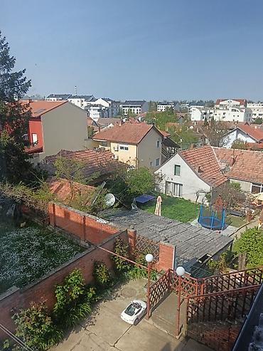 Prodaja stanova: ZBOG BORAVKA U INOSTRANSTVU KONTAKT PUTEM VIBERA! ​PETROVARADIN — 24