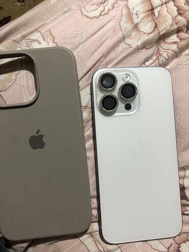 не оригинальный айфон 13 про макс: IPhone 15 Pro Max, Б/у, 1 ТБ, Белый, Защитное стекло, Чехол, Коробка, 100 %