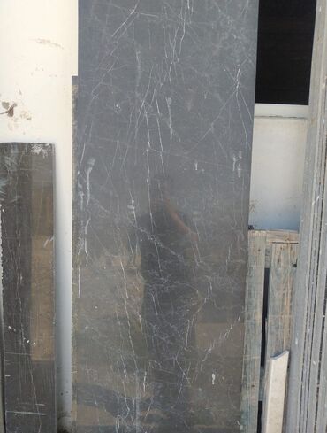 Qranit: Məhsul: Təbii daş plitələr (qranit və mərmər) - Növlər: - Qranit — 16