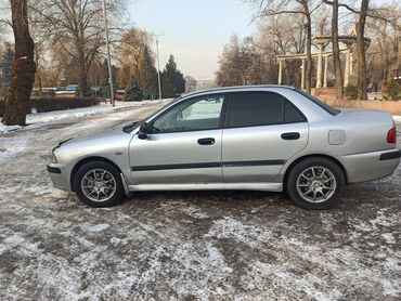 Mitsubishi: Mitsubishi Carisma: 2001 г., 1.8 л, Автомат, Бензин, Седан