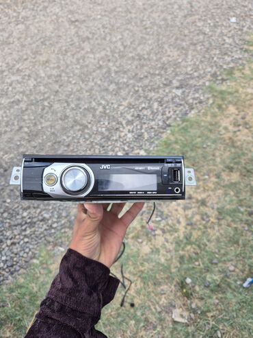 GPS naviqatorlar: Maqnitol, JVC, AUX