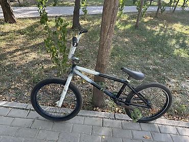 format velosiped: BMX велосипед для трюков и городского катания. Торг есть в комплекте — 2