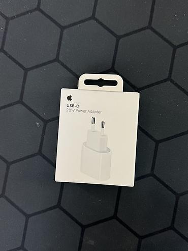 зарядная: Оригинальные аксессуары Apple: 1) Кабель Apple USB‑C to Lightning (1 — 2