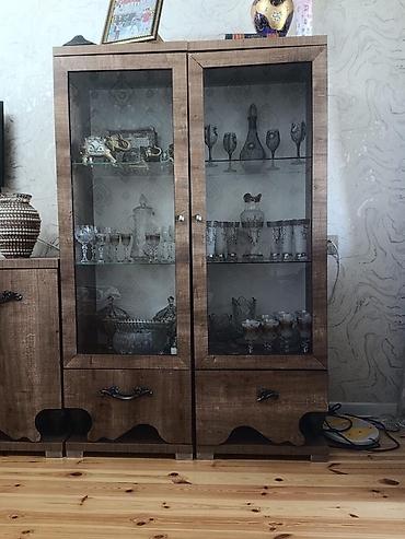 paltar iskafi: Qonaq otağı üçün mebel dəsti Heçbir prablemi yoxdu təp təzə alan — 2