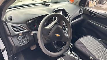 ravon spark: Chevrolet Spark: 2018 г., 0.1 л, Автомат, Хэтчбэк — 3