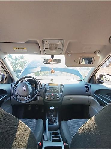 Kia: Kia Ceed: 1.4 l | 2009 il Universal — 8