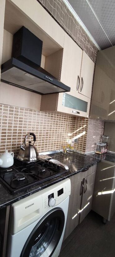 Köhnə tikili: Bakı, 3 otaqlı, Köhnə tikili, m. Xalqlar Dostluğu, 64 kv. m — 9