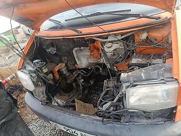 трехдверный: Volkswagen Transporter: 1996 г., 2.4 л, Механика, Пикап — 4
