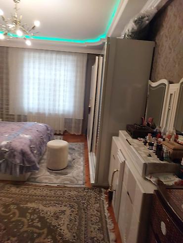 Qonaq otağı dəstləri: Satılır: Klassik üslubda tam mebelli dəst - Qonaq otağı dəsti: - 6 — 2